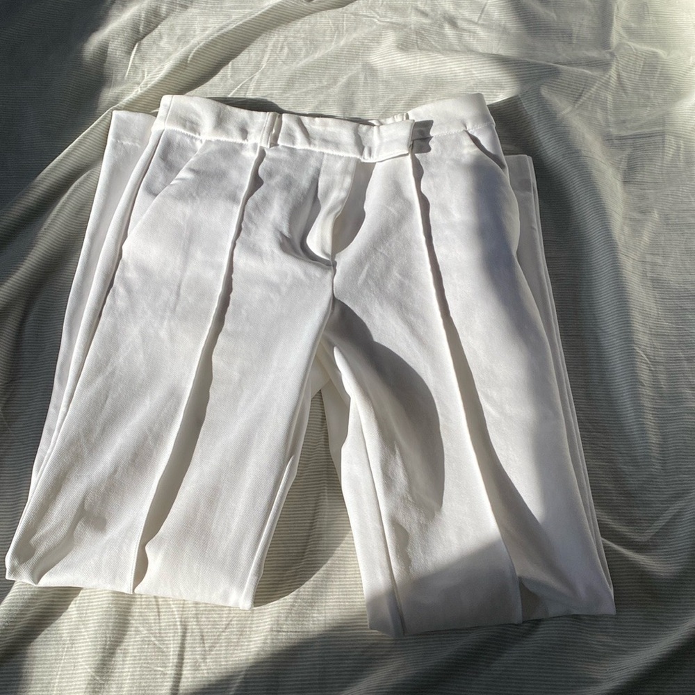 Elegant White Pleated Pants